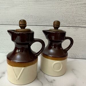 Pair of two tone ceramic stoneware oil and vinegar cruets jar with cork lids